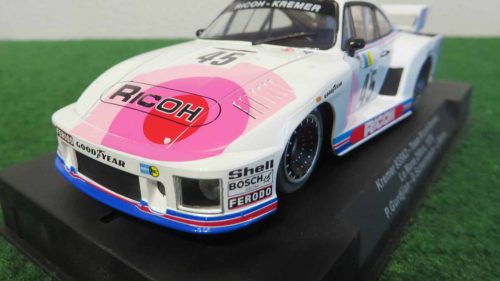 SIDEWAYS PORSCHE 935K2