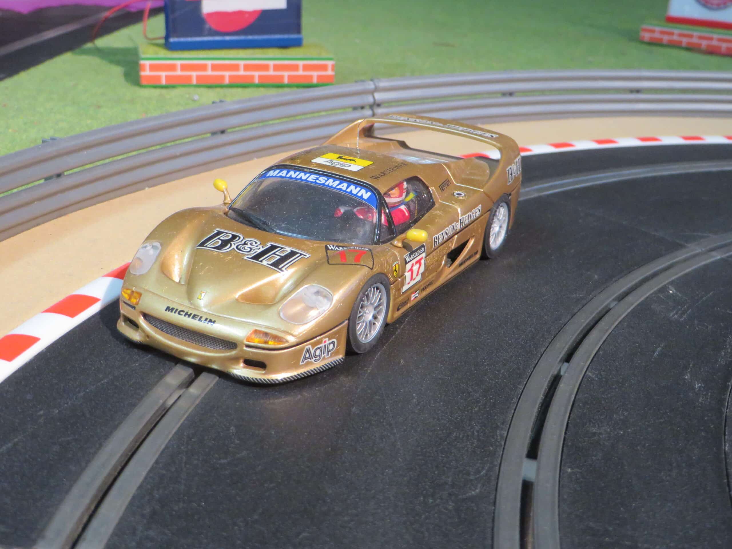 Slot Car Ninco 50124 Ferrari F50 #37 Jaune