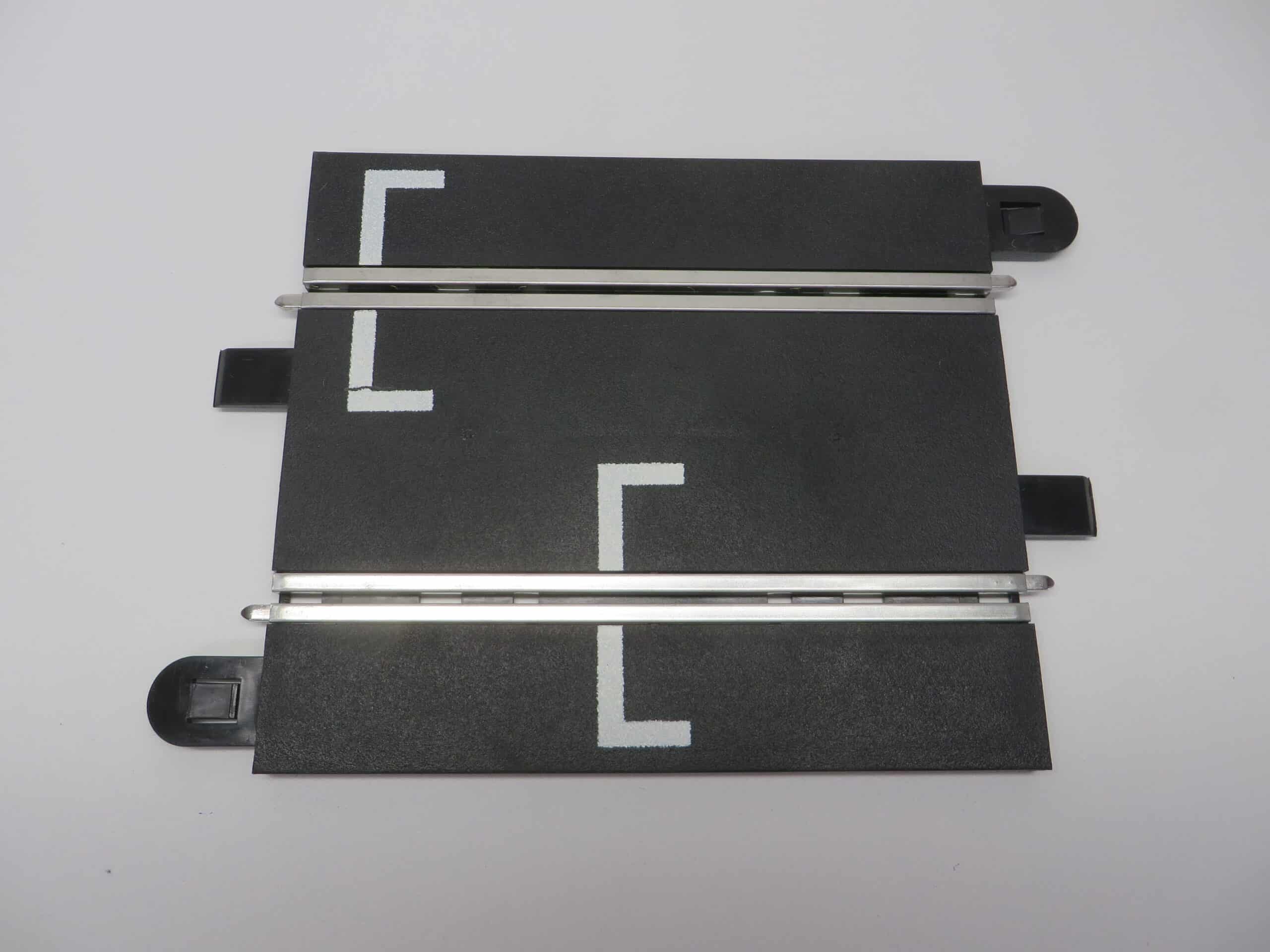HALF STRAIGHT STARTER GRID scalextric sport | Slotcar Garage Belgium