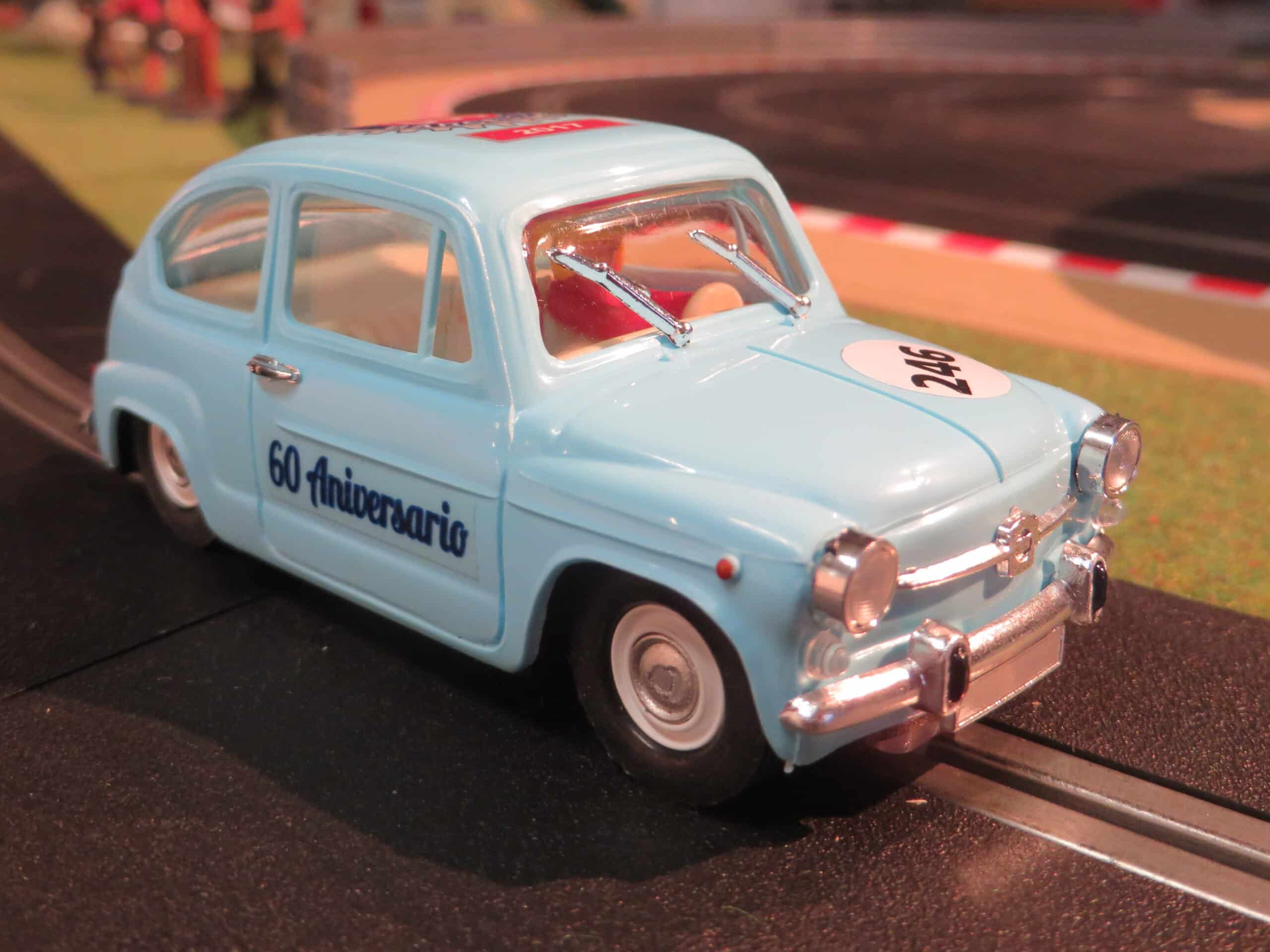REPROTEC SEAT 600 E  GRANATE  DE REPROTEC REF/ RT /1959 . TODOS LOS