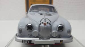 SCALEXTRIC JAGUAR MK I