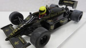 SCALEXTRIC F1 LOTUS 98T
