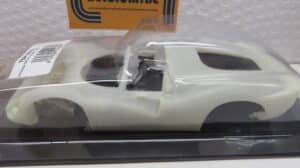 TOPSLOT 1/24 WHITE BODYKIT FERRARI 330 P4
