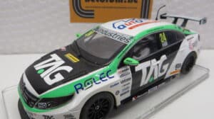 SCALEXTRIC VW PASSAT CC (DIGITAL PLUG CARSON)