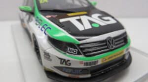 SCALEXTRIC VW PASSAT CC (DIGITAL PLUG CARSON)