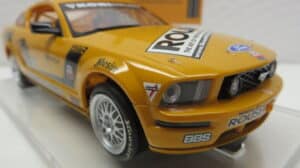 SCALEXTRIC FORD MUSTANG (DIGITAL PLUG CARSON)