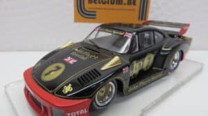 SIDEWAYS PORSCHE 935K2