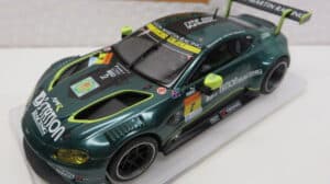 CARRERA DIGITAL 132 ASTON MARTIN VANTAGE (tuned)