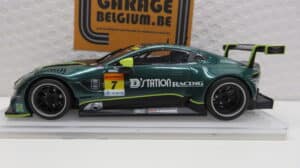 CARRERA DIGITAL 132 ASTON MARTIN VANTAGE (tuned)