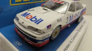 SCALEXTRIC HOLDEN VL COMMODORE