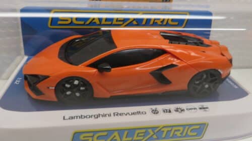 Scalextric LAMBORGHINI Revuelto Arancio Apodis - Circuits de Legende