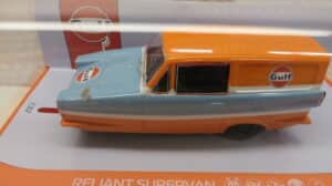 SCALEXTRIC RELIANT SUPERVAN