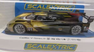 SCALEXTRIC CADILLAC V-SERIES.R
