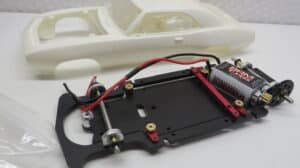 BRM CAMARO Z/28 WHITE KIT (scale 1/24)