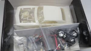 BRM CAMARO Z/28 WHITE KIT (scale 1/24)