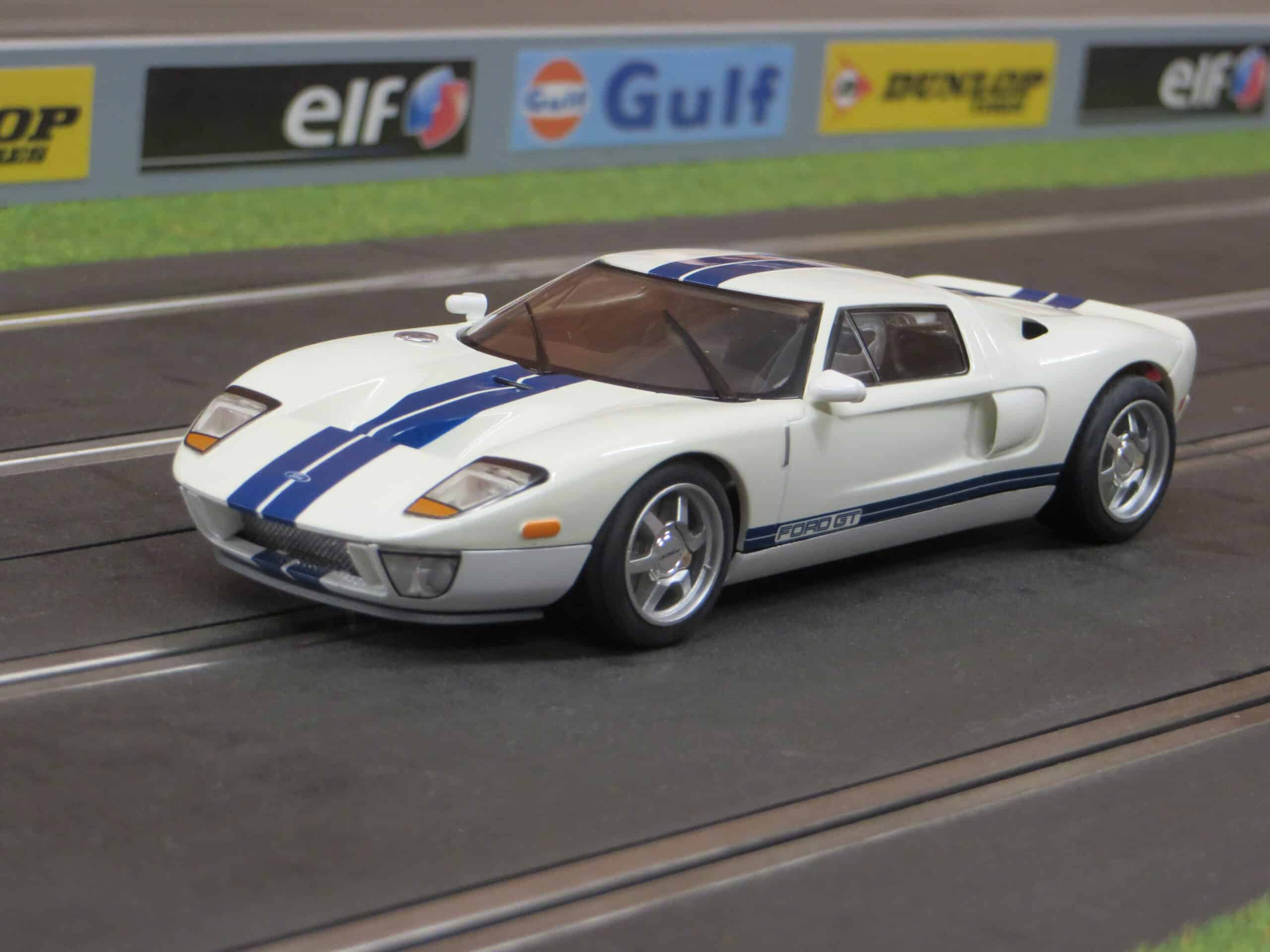 Scalextric C2570 Ford GT 2003 (1/32) - Voiture De Slot Racing état Neuf