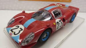 SCALEXTRIC FERRARI 330 P4