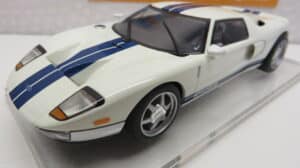 SCALEXTRIC FORD GT 2003