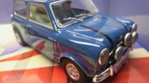 SCALEXTRIC ORIGINAL "THE ITALIAN JOB" TRIPLE BOX