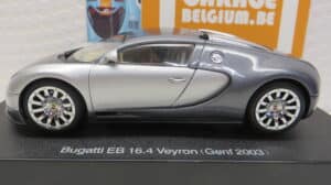 AUTOART BUGATTI EB 16.4 VEYRON