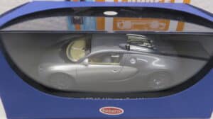 AUTOART BUGATTI EB 16.4 VEYRON