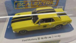 SCALEXTRIC FORD MUSTANG