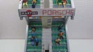 SCALEXTRIC TRIBUNE INCLUSIF 20 SPECTATORS