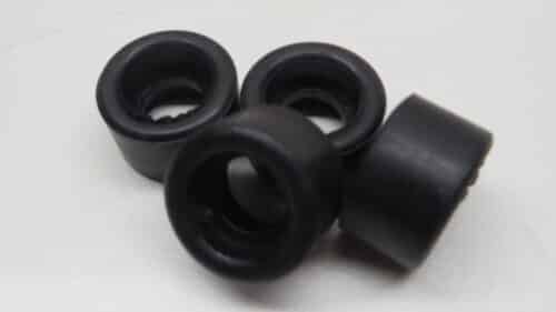 REVOSLOT TIRES 30 SHORES (porsche935/mazdaRX7)