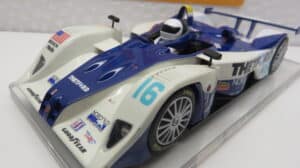 SCALEXTRIC MG LOLA