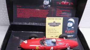 SCALEXTRIC FERRARI 156