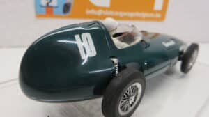 SCALEXTRIC VANWALL F1