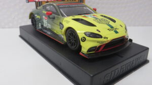 SIDEWAYS ASTON MARTIN GT3