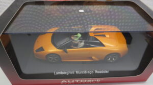 AUTOART SCALE 1/24 LAMBORGHINI MURCIELAGO