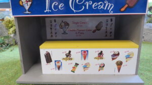 SCENERY ICE CREAM SHOP
