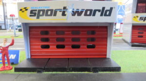 SCALEXTRIC SCENERY PIT BOX / GARAGE