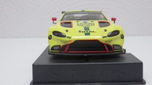 SIDEWAYS ASTON MARTIN GT3