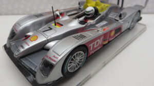 CARRERA AUDI R10