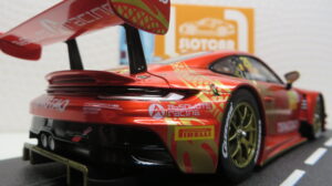 CARRERA DIGITAL 124 PORSCHE 911 GT3 R