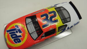 SCALEXTRIC NASCAR FORD TAURUS