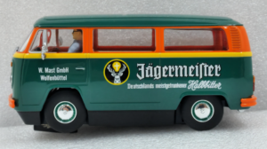 CARRERA VW BUS T2B