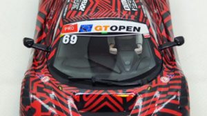 CARRERA DIGITAL 132 MCLAREN 720S GT3