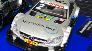 CARRERA DIGITAL 132 MERCEDES AMG C 63 DTM