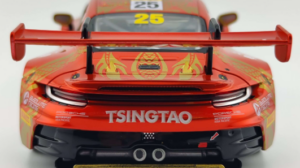 CARRERA DIGITAL 124 PORSCHE 911 GT3 R (scale 1/24)