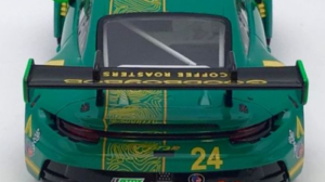CARRERA DIGITAL 124 PORSCHE 911 GT3 R (scale 1/24)