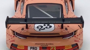 CARRERA DIGITAL 124 PORSCHE 911 GT3 R (scale 1/24)